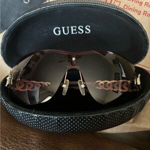Guess sun glasses womens
